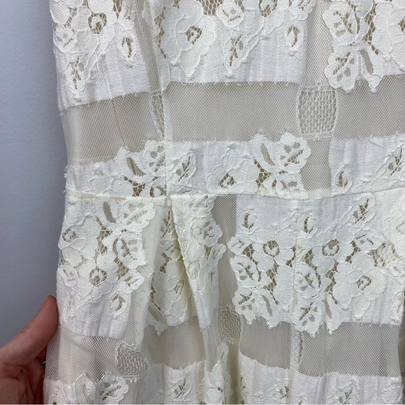 Astr • Ivory Lace Romper - Picture 6 of 13